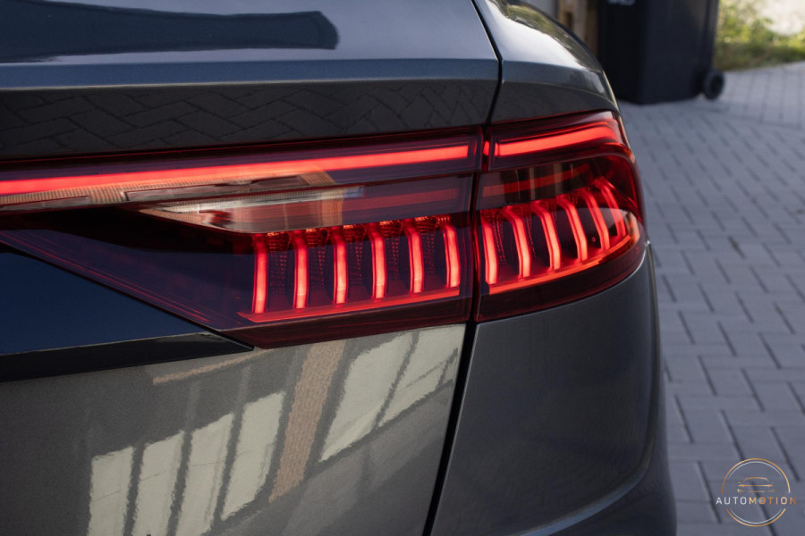 Audi Q8 60 TFSI e quattro Competition SQ8  PANO  CAM  ACC  LANE ASS  TREKHAAK LUCHTVERING Audi Q8 60 TFSI e quattro Competition SQ8  PANO  CAM  ACC  LANE ASS  TREKHAAK LUCHTVERING