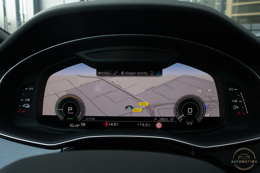 Audi Q8 60 TFSI e quattro Competition SQ8  PANO  CAM  ACC  LANE ASS  TREKHAAK LUCHTVERING Audi Q8 60 TFSI e quattro Competition SQ8  PANO  CAM  ACC  LANE ASS  TREKHAAK LUCHTVERING