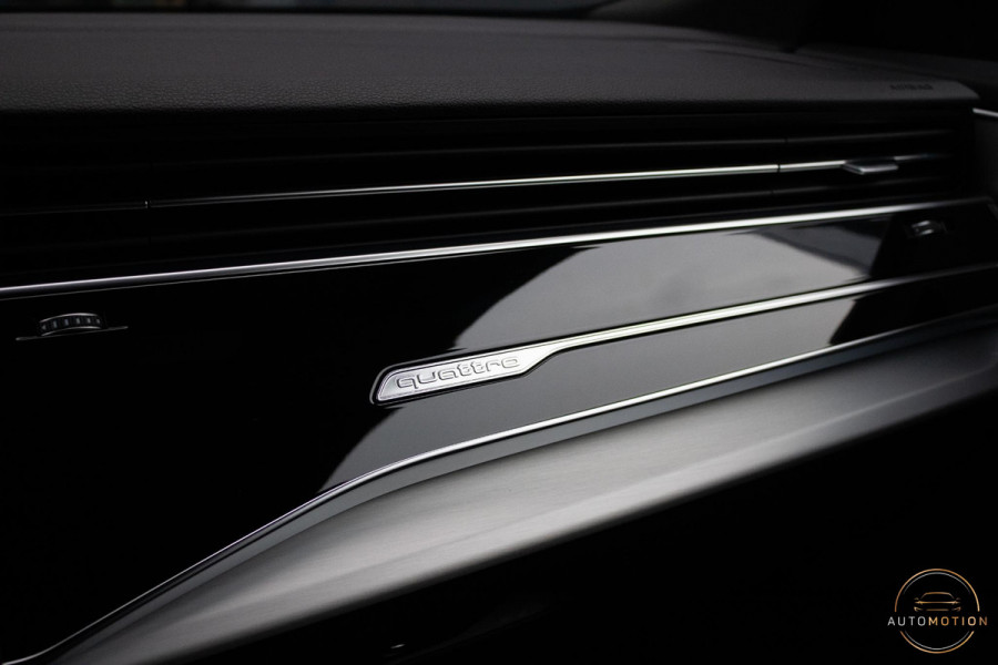 Audi Q8 60 TFSI e quattro Competition SQ8  PANO  CAM  ACC  LANE ASS  TREKHAAK LUCHTVERING Audi Q8 60 TFSI e quattro Competition SQ8  PANO  CAM  ACC  LANE ASS  TREKHAAK LUCHTVERING