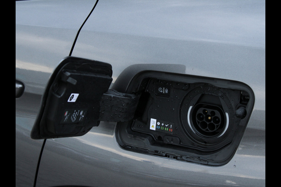 Peugeot 3008 1.6 HYbrid 225 Blue Lease GT NL AUTO | PANO | CAMERA | AFN. TREKHAAK |