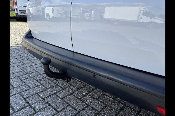 Volkswagen Transporter 2.0 TDI 102pk L1H1 Comfortline met Bott ingerichte laadruimte / lease vanaf € 269 / vaste prijs rijklaar € 15.950 ex btw / airco / cruise / imperial / trekhaak / pdc achter ! Volkswagen Transporter 2.0 TDI 102pk L1H1 Comfortline met Bott ingerichte laadruimte / lease vanaf € 269 / vaste prijs rijklaar € 15.950 ex btw / airco / cruise / imperial / trekhaak / pdc achter !