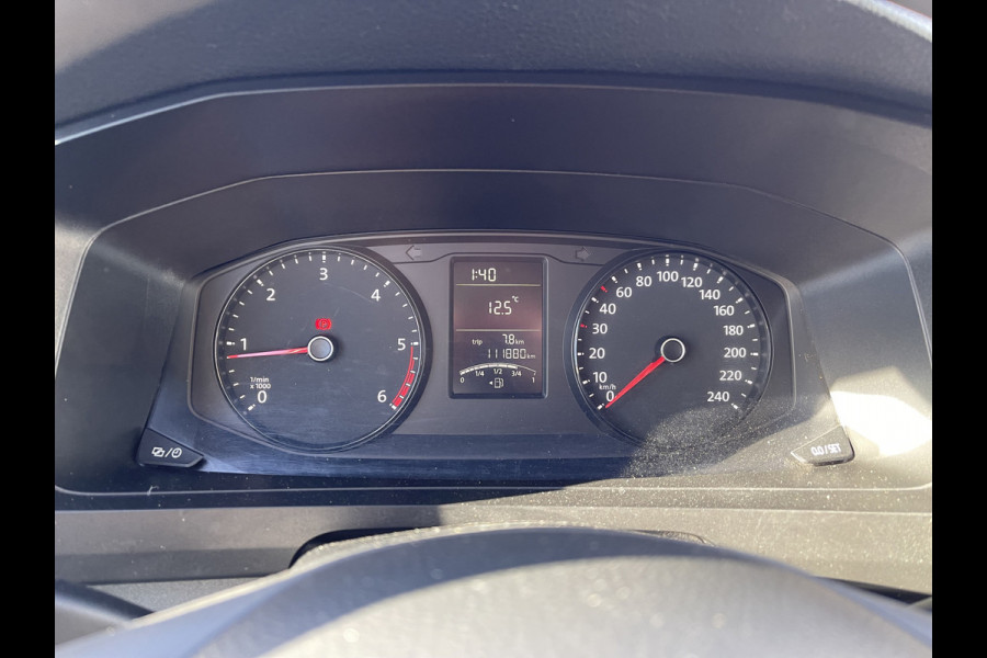 Volkswagen Transporter 2.0 TDI 102pk L1H1 Comfortline met Bott ingerichte laadruimte / lease vanaf € 269 / vaste prijs rijklaar € 15.950 ex btw / airco / cruise / imperial / trekhaak / pdc achter ! Volkswagen Transporter 2.0 TDI 102pk L1H1 Comfortline met Bott ingerichte laadruimte / lease vanaf € 269 / vaste prijs rijklaar € 15.950 ex btw / airco / cruise / imperial / trekhaak / pdc achter !