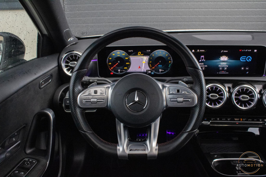 Mercedes-Benz A-Klasse 250 e AMG Line PANO Burmester Sfeerverlichting Parkeerassistent