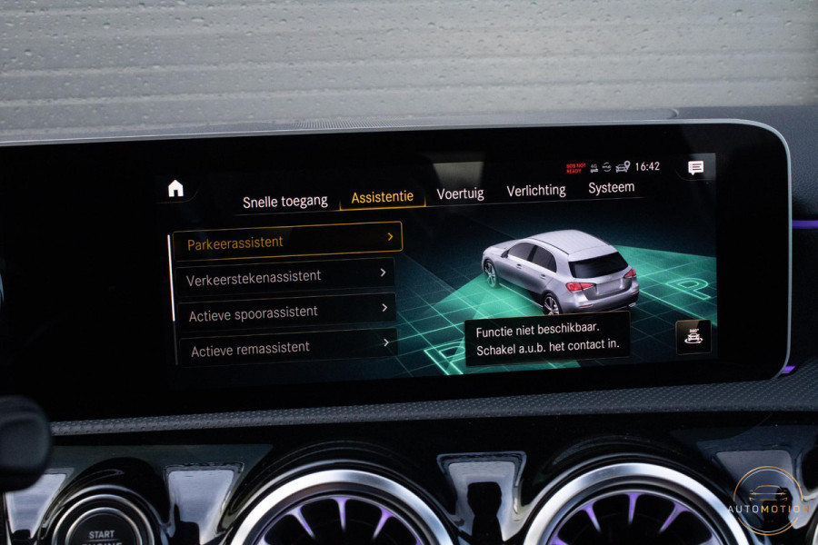 Mercedes-Benz A-Klasse 250 e AMG Line PANO Burmester Sfeerverlichting Parkeerassistent