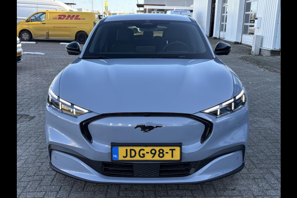 Ford Mustang Mach-E Extended Premium RWD 88 kWh | 19" Lichtmetalen velgen | Technology Pack Plus |