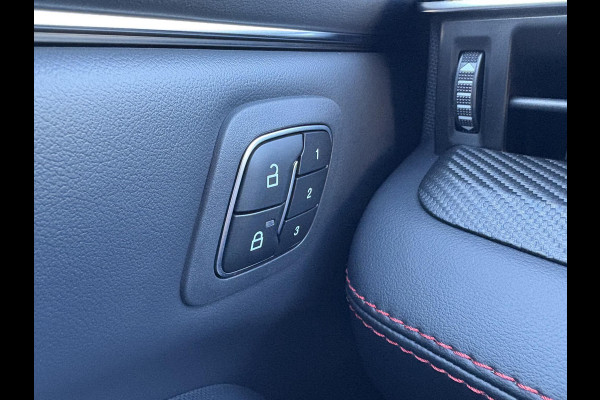 Ford Mustang Mach-E Extended Premium RWD 88 kWh | 19" Lichtmetalen velgen | Technology Pack Plus |