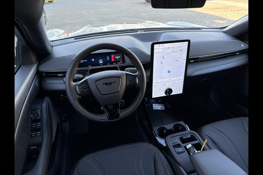 Ford Mustang Mach-E Extended Premium RWD 88 kWh | 19" Lichtmetalen velgen | Technology Pack Plus |