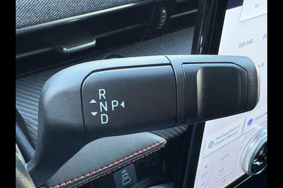 Ford Mustang Mach-E Extended Premium RWD 88 kWh | 19" Lichtmetalen velgen | Technology Pack Plus |