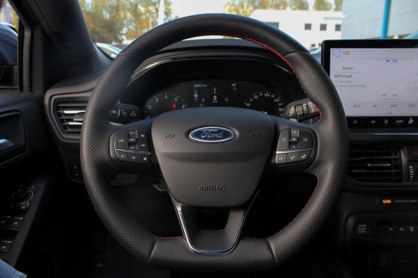 Ford Focus 1.0 EcoBoost Hybrid ST Line 125pk | SYNC 4 Navigatie | Achteruitrijcamera | 7 Traps automaat | Led koplampen Ford Focus 1.0 EcoBoost Hybrid ST Line 125pk | SYNC 4 Navigatie | Achteruitrijcamera | 7 Traps automaat | Led koplampen