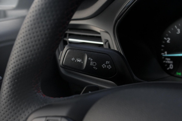 Ford Focus 1.0 EcoBoost Hybrid ST Line 125pk | SYNC 4 Navigatie | Achteruitrijcamera | 7 Traps automaat | Led koplampen Ford Focus 1.0 EcoBoost Hybrid ST Line 125pk | SYNC 4 Navigatie | Achteruitrijcamera | 7 Traps automaat | Led koplampen