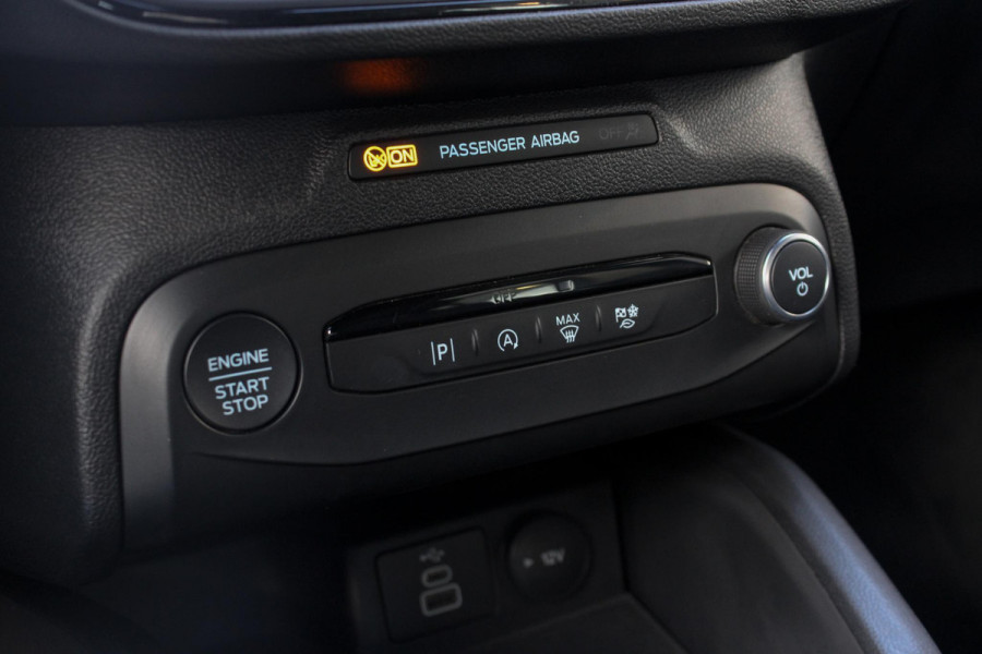 Ford Focus 1.0 EcoBoost Hybrid ST Line 125pk | SYNC 4 Navigatie | Achteruitrijcamera | 7 Traps automaat | Led koplampen Ford Focus 1.0 EcoBoost Hybrid ST Line 125pk | SYNC 4 Navigatie | Achteruitrijcamera | 7 Traps automaat | Led koplampen
