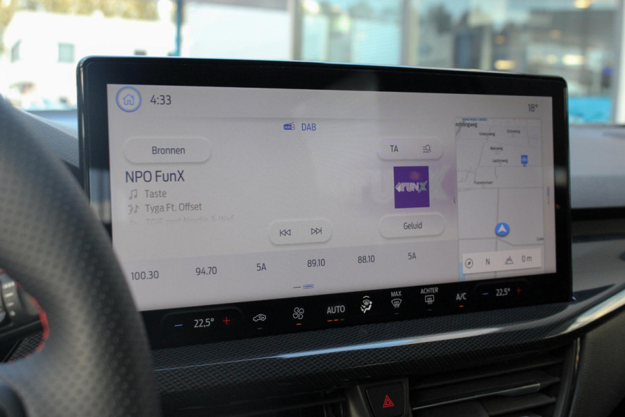 Ford Focus 1.0 EcoBoost Hybrid ST Line 125pk | SYNC 4 Navigatie | Achteruitrijcamera | 7 Traps automaat | Led koplampen Ford Focus 1.0 EcoBoost Hybrid ST Line 125pk | SYNC 4 Navigatie | Achteruitrijcamera | 7 Traps automaat | Led koplampen