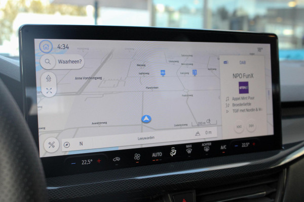 Ford Focus 1.0 EcoBoost Hybrid ST Line 125pk | SYNC 4 Navigatie | Achteruitrijcamera | 7 Traps automaat | Led koplampen Ford Focus 1.0 EcoBoost Hybrid ST Line 125pk | SYNC 4 Navigatie | Achteruitrijcamera | 7 Traps automaat | Led koplampen