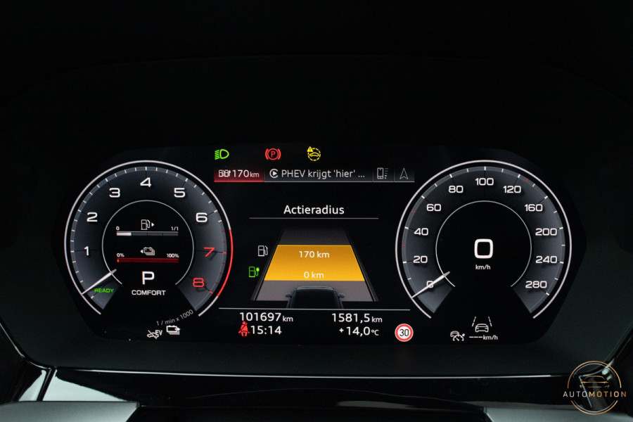 Audi A3 Sportback 40 TFSIe S Comp. S3 PANO B&O S line Camera Dode hoek Audi A3 Sportback 40 TFSIe S Comp. S3 PANO B&O S line Camera Dode hoek