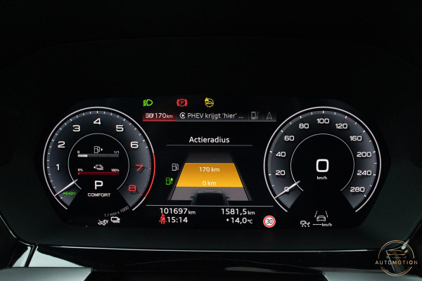 Audi A3 Sportback 40 TFSIe S Comp. S3 PANO B&O S line Camera Dode hoek Audi A3 Sportback 40 TFSIe S Comp. S3 PANO B&O S line Camera Dode hoek