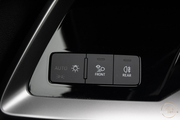 Audi A3 Sportback 40 TFSIe S Comp. S3 PANO B&O S line Camera Dode hoek Audi A3 Sportback 40 TFSIe S Comp. S3 PANO B&O S line Camera Dode hoek