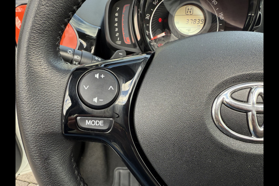 Toyota Aygo x-otic AUTOMAAT 1.0 VVT-i
