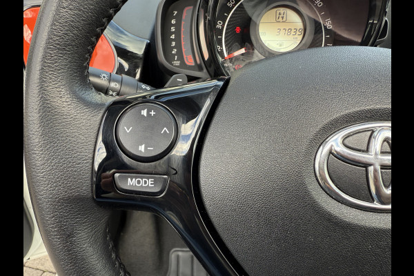 Toyota Aygo x-otic AUTOMAAT 1.0 VVT-i