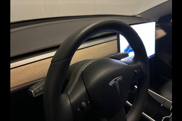 Tesla Model 3 Standard RWD Plus 60 kWh Tesla Model 3 Standard RWD Plus 60 kWh