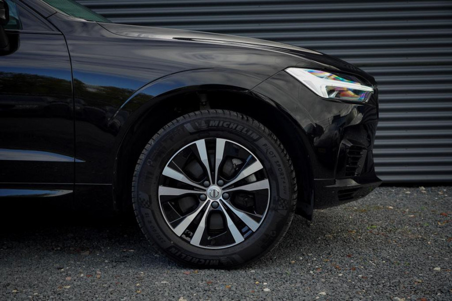Volvo XC60 2.0 Recharge T6 AWD R-Design / Pano / Trekhaak / Adaptive Cruise Volvo XC60 2.0 Recharge T6 AWD R-Design / Pano / Trekhaak / Adaptive Cruise
