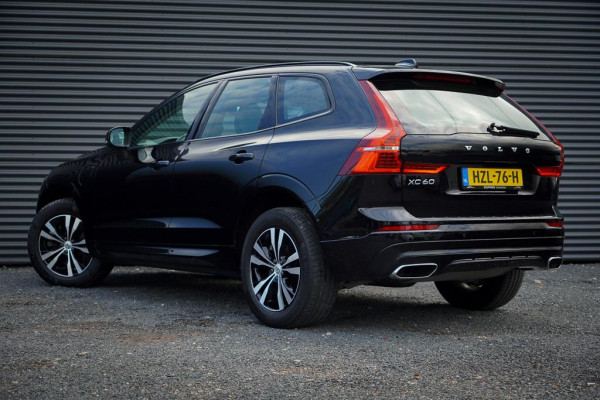 Volvo XC60 2.0 Recharge T6 AWD R-Design / Pano / Trekhaak / Adaptive Cruise Volvo XC60 2.0 Recharge T6 AWD R-Design / Pano / Trekhaak / Adaptive Cruise