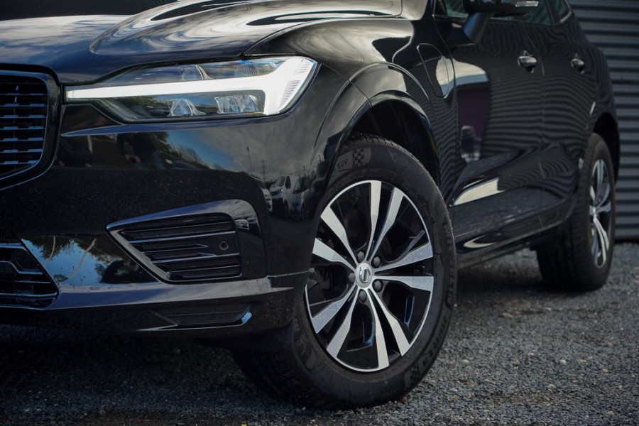Volvo XC60 2.0 Recharge T6 AWD R-Design / Pano / Trekhaak / Adaptive Cruise Volvo XC60 2.0 Recharge T6 AWD R-Design / Pano / Trekhaak / Adaptive Cruise