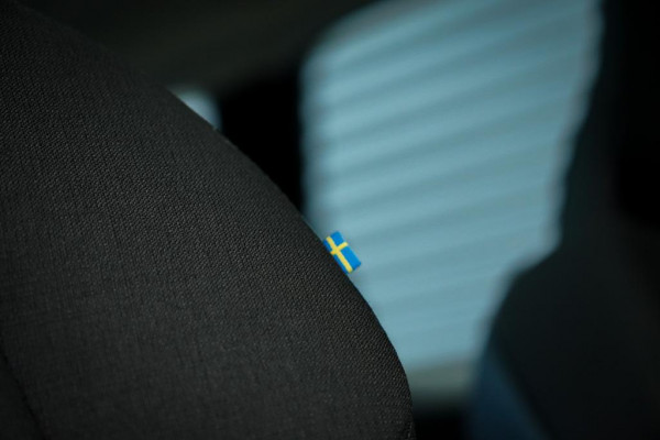 Volvo XC60 2.0 Recharge T6 AWD R-Design / Pano / Trekhaak / Adaptive Cruise Volvo XC60 2.0 Recharge T6 AWD R-Design / Pano / Trekhaak / Adaptive Cruise