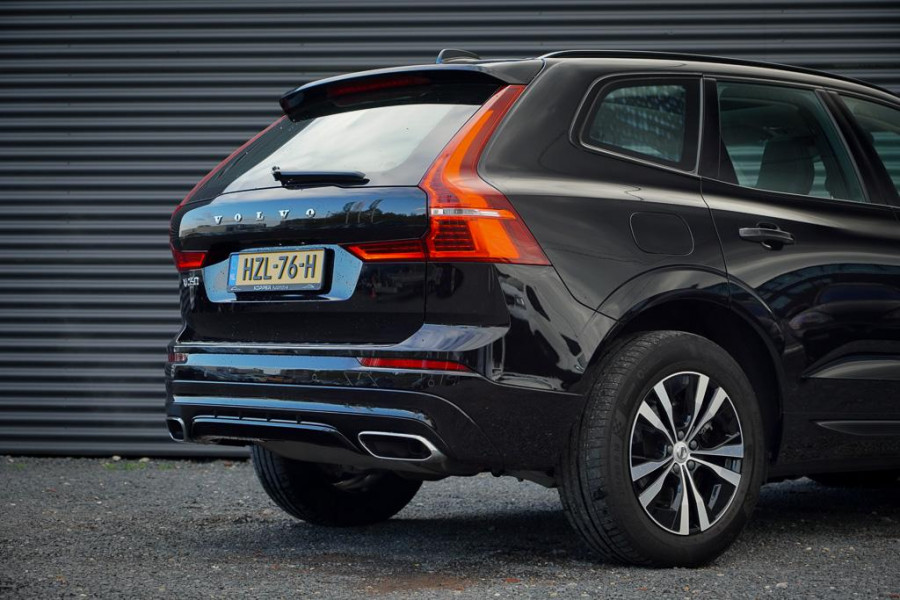 Volvo XC60 2.0 Recharge T6 AWD R-Design / Pano / Trekhaak / Adaptive Cruise Volvo XC60 2.0 Recharge T6 AWD R-Design / Pano / Trekhaak / Adaptive Cruise