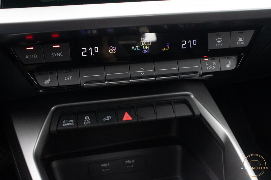 Audi A3 Sportback 40 TFSI e MatrixLED B&O Camera Sline Audi A3 Sportback 40 TFSI e MatrixLED B&O Camera Sline