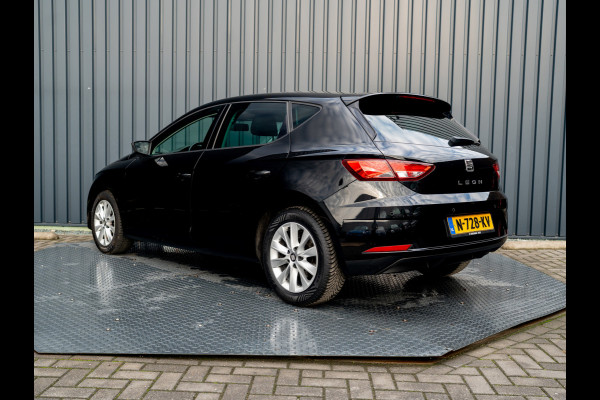 Seat Leon 1.0 EcoTSI Style Business Intense | Stoelverw. | Parkeersensoren V&A | Prijs Rijklaar!! Seat Leon 1.0 EcoTSI Style Business Intense | Stoelverw. | Parkeersensoren V&A | Prijs Rijklaar!!