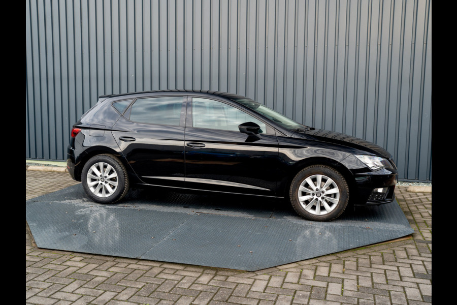 Seat Leon 1.0 EcoTSI Style Business Intense | Stoelverw. | Parkeersensoren V&A | Prijs Rijklaar!! Seat Leon 1.0 EcoTSI Style Business Intense | Stoelverw. | Parkeersensoren V&A | Prijs Rijklaar!!