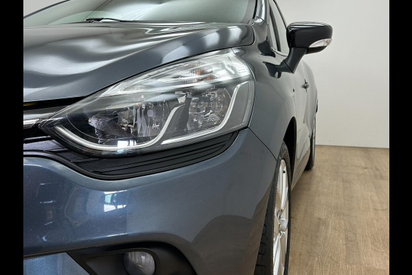 Renault Clio Occasion 0.9 TCe Limited | Grijs | Airco | Tweedehands Renault Clio | Cruisecontrol | Bluetooth Renault Clio Occasion 0.9 TCe Limited | Grijs | Airco | Tweedehands Renault Clio | Cruisecontrol | Bluetooth