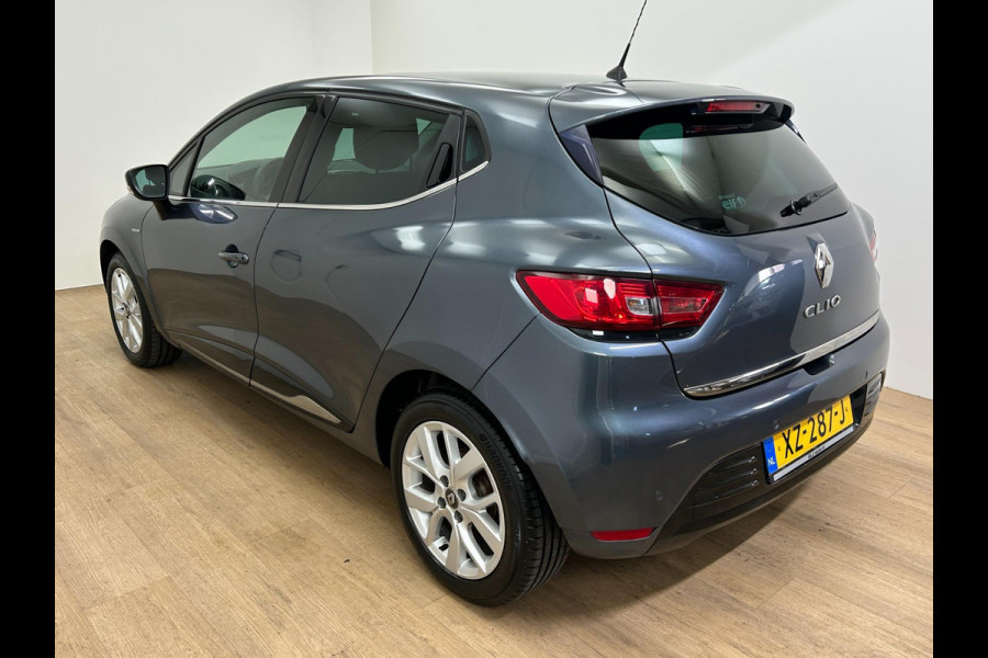 Renault Clio Occasion 0.9 TCe Limited | Grijs | Airco | Tweedehands Renault Clio | Cruisecontrol | Bluetooth Renault Clio Occasion 0.9 TCe Limited | Grijs | Airco | Tweedehands Renault Clio | Cruisecontrol | Bluetooth