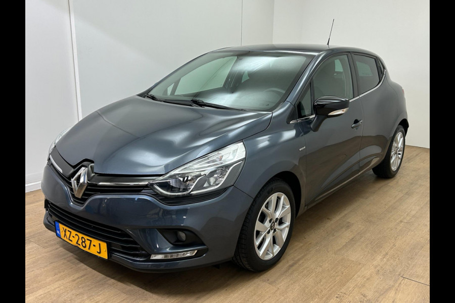 Renault Clio Occasion 0.9 TCe Limited | Grijs | Airco | Tweedehands Renault Clio | Cruisecontrol | Bluetooth Renault Clio Occasion 0.9 TCe Limited | Grijs | Airco | Tweedehands Renault Clio | Cruisecontrol | Bluetooth