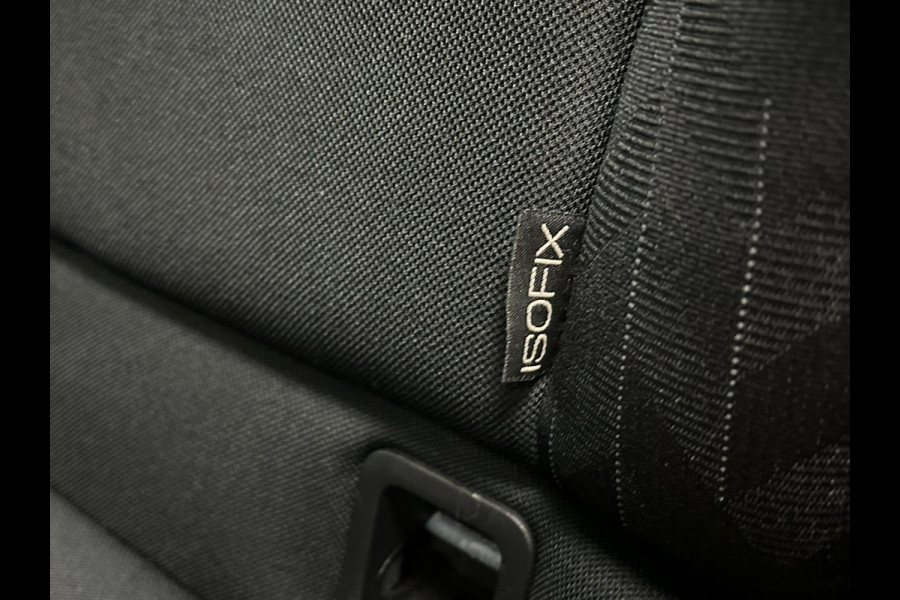 Renault Clio Occasion 0.9 TCe Limited | Grijs | Airco | Tweedehands Renault Clio | Cruisecontrol | Bluetooth Renault Clio Occasion 0.9 TCe Limited | Grijs | Airco | Tweedehands Renault Clio | Cruisecontrol | Bluetooth