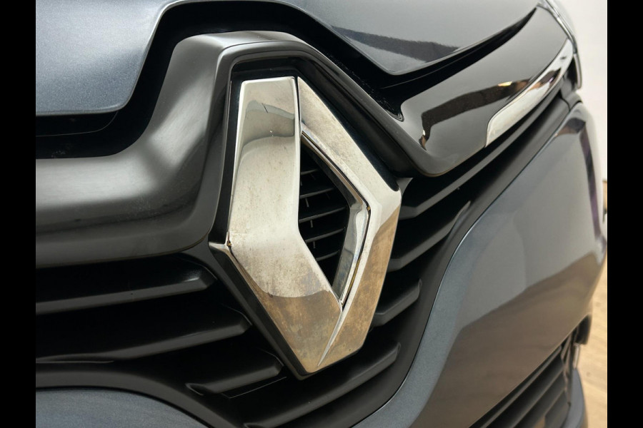 Renault Clio Occasion 0.9 TCe Limited | Grijs | Airco | Tweedehands Renault Clio | Cruisecontrol | Bluetooth Renault Clio Occasion 0.9 TCe Limited | Grijs | Airco | Tweedehands Renault Clio | Cruisecontrol | Bluetooth