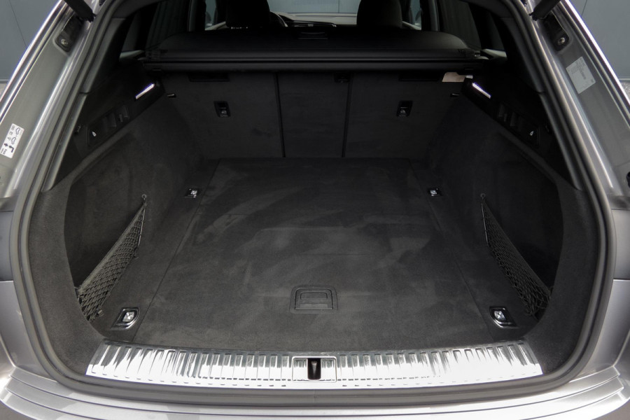 Audi e-tron E-tron 55 quattro advanced 95 kWh | S-LINE INTERIEUR | STOELVERWARMING | ELEKTRISCH VERSTELBARE STOELEN | MEMORY Audi e-tron E-tron 55 quattro advanced 95 kWh | S-LINE INTERIEUR | STOELVERWARMING | ELEKTRISCH VERSTELBARE STOELEN | MEMORY