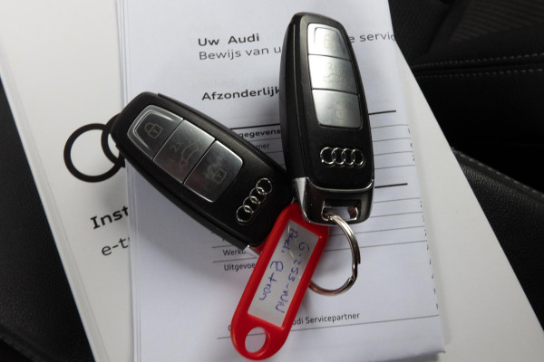 Audi e-tron E-tron 55 quattro advanced 95 kWh | S-LINE INTERIEUR | STOELVERWARMING | ELEKTRISCH VERSTELBARE STOELEN | MEMORY Audi e-tron E-tron 55 quattro advanced 95 kWh | S-LINE INTERIEUR | STOELVERWARMING | ELEKTRISCH VERSTELBARE STOELEN | MEMORY