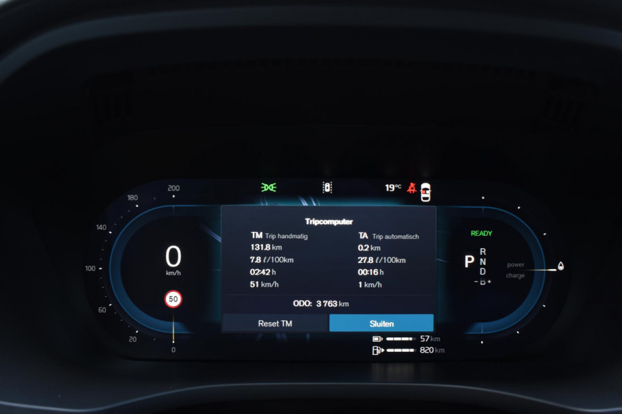 Volvo XC60 T6 350PK Automaat AWD Ultra Dark / Navigatie / 360 Camera / Head Up-Display / Panorama Dak / LM Velgen / Trekhaak Volvo XC60 T6 350PK Automaat AWD Ultra Dark / Navigatie / 360 Camera / Head Up-Display / Panorama Dak / LM Velgen / Trekhaak