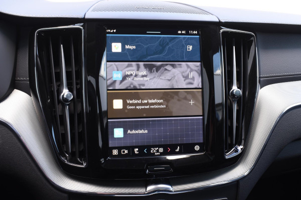 Volvo XC60 T6 350PK Automaat AWD Ultra Dark / Navigatie / 360 Camera / Head Up-Display / Panorama Dak / LM Velgen / Trekhaak Volvo XC60 T6 350PK Automaat AWD Ultra Dark / Navigatie / 360 Camera / Head Up-Display / Panorama Dak / LM Velgen / Trekhaak