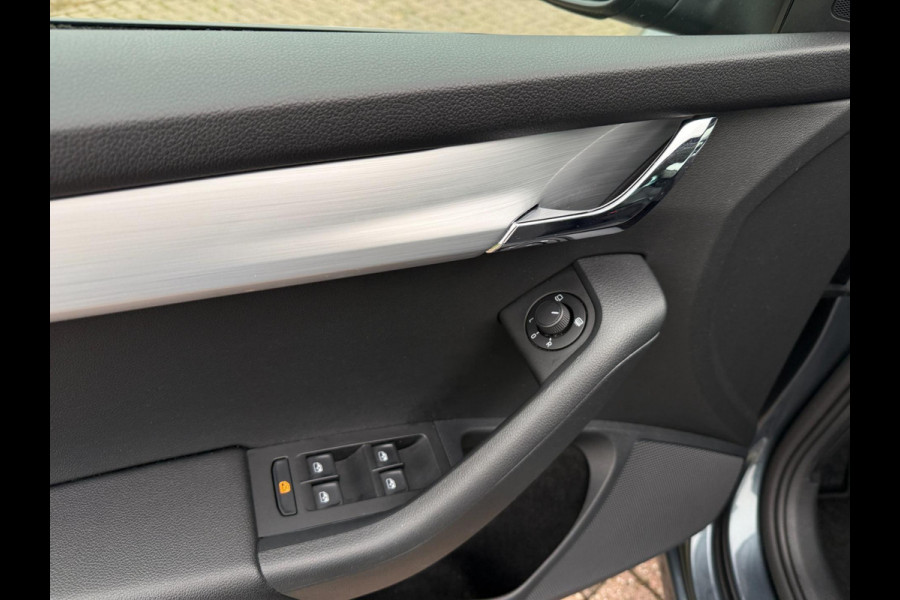 Škoda Octavia Combi 1.0 TSI Greentech Ambition Business Škoda Octavia Combi 1.0 TSI Greentech Ambition Business