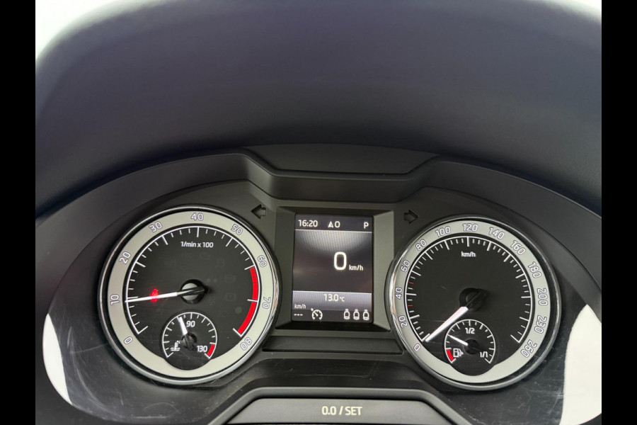 Škoda Octavia Combi 1.0 TSI Greentech Ambition Business Škoda Octavia Combi 1.0 TSI Greentech Ambition Business