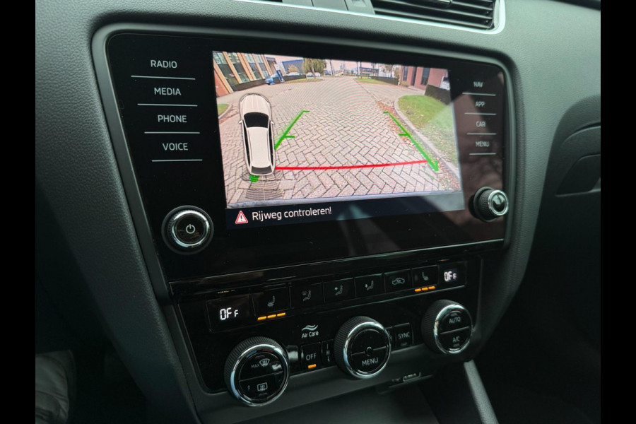 Škoda Octavia Combi 1.0 TSI Greentech Ambition Business Škoda Octavia Combi 1.0 TSI Greentech Ambition Business