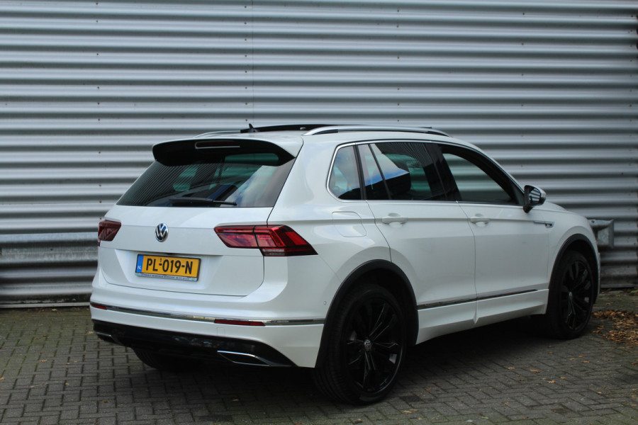 Volkswagen Tiguan 2.0 TSI 221pk 4Motion R Line NL-Auto NAP Panoramadak Clima Cruise Navi Carplay 360 Camera Leder HUD 20"LMV