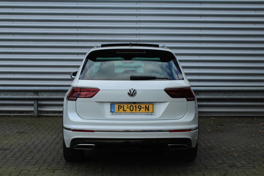 Volkswagen Tiguan 2.0 TSI 221pk 4Motion R Line NL-Auto NAP Panoramadak Clima Cruise Navi Carplay 360 Camera Leder HUD 20"LMV