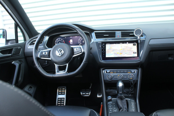 Volkswagen Tiguan 2.0 TSI 221pk 4Motion R Line NL-Auto NAP Panoramadak Clima Cruise Navi Carplay 360 Camera Leder HUD 20"LMV