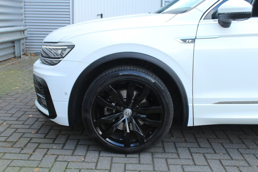 Volkswagen Tiguan 2.0 TSI 221pk 4Motion R Line NL-Auto NAP Panoramadak Clima Cruise Navi Carplay 360 Camera Leder HUD 20"LMV