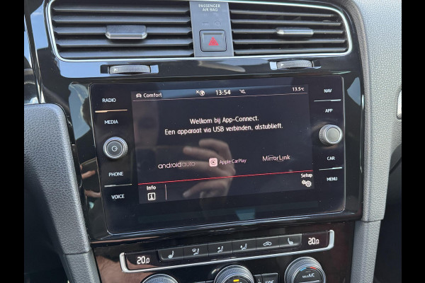 Volkswagen Golf 2.0 TSI GTI TCR | Panoramadak | Camera | Dynaudio | Adaptive Cruise Control | Navigatie | Volkswagen Golf 2.0 TSI GTI TCR | Panoramadak | Camera | Dynaudio | Adaptive Cruise Control | Navigatie |