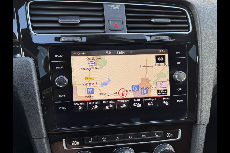 Volkswagen Golf 2.0 TSI GTI TCR | Panoramadak | Camera | Dynaudio | Adaptive Cruise Control | Navigatie | Volkswagen Golf 2.0 TSI GTI TCR | Panoramadak | Camera | Dynaudio | Adaptive Cruise Control | Navigatie |