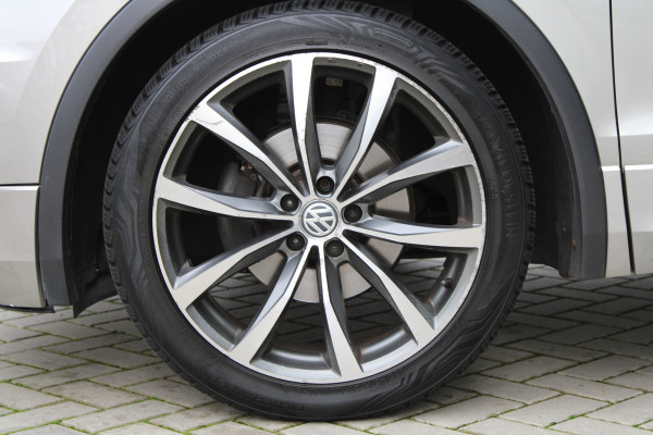 Volkswagen Tiguan 1.4 TSI ACT Comfortline Business | NAP! | R-LINE | DYNAUDIO | STOELVERWARMING | ELEK.TREKHAAK | Volkswagen Tiguan 1.4 TSI ACT Comfortline Business | NAP! | R-LINE | DYNAUDIO | STOELVERWARMING | ELEK.TREKHAAK |
